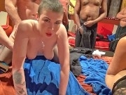 Két retket basznak szanaszét